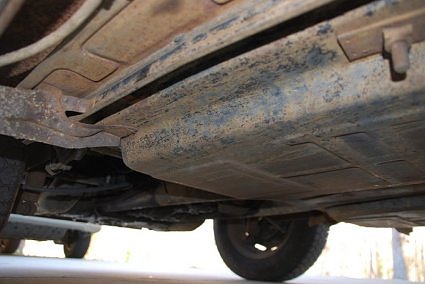 No rust under battery!!! yahoo